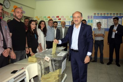 Başbakan Yardımcısı Fikri Işık Açıklaması 'Halkın Bugüne Kadar Hiç Yanlış Yapmadığı İnancındayım'