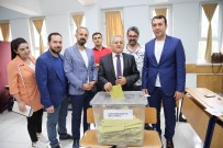 SEÇİM SÜRECİ - Başkan Büyükkılıç Açıklaması 'Vatandaşlık Görevimizi Yerine Getirdik'