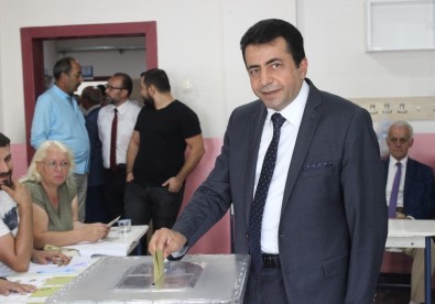 MHP Bursa Milletvekili Adayı Zırhlıoğlu Oyunu Kullandı
