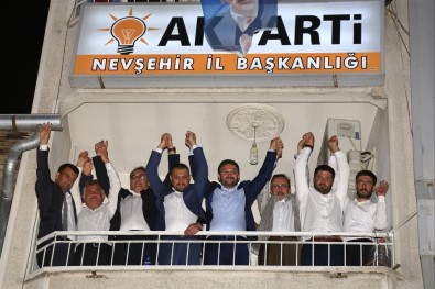 AK Parti İl Başkanı Yanar, ' Zaman Kucaklaşma Zamanıdır'