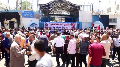 UNRWA'nın Hizmetlerinde Kısıtlamaya Gitmesi Gazze'de Protesto Edildi
