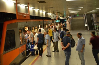 Adana Cumhurbaşkanı Erdoğan'dan Metro Jesti Bekliyor