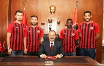 Gazişehir Gaziantep'te 4 İmza Birden