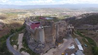 Harput Kalesi'nde Restorasyon Çalışmaları Havadan Görüntülendi