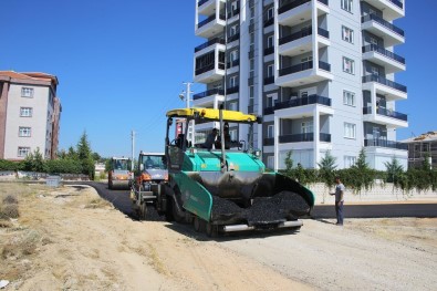 Karaman Belediyesi, Laren'de Mahallesinde Asfalt Çalışmalarını Tamamlıyor