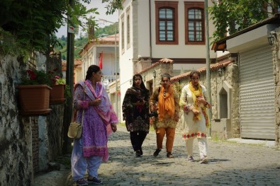 Orta Mahalle'ye İlgi Giderek Artıyor