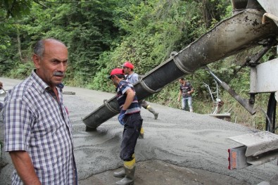 Vakfıkebir Belediyesi'nin Başlattığı Yol Yapım Hamlesi Devam Ediyor