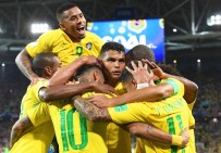 THIAGO SILVA - 2018 FIFA Dünya Kupası Açıklaması Sırbistan Açıklaması 0 - Brezilya Açıklaması 2