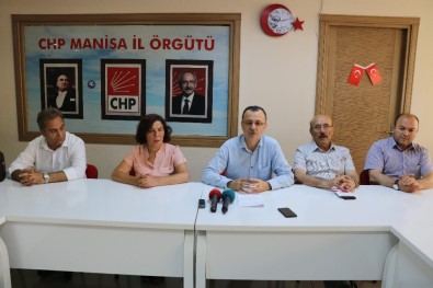 Manisa CHP'den Kılıçdaroğlu'na 'Görevi Devret' Çağrısı