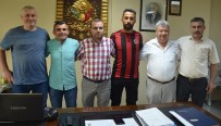 TARSUS İDMAN YURDU - Turgutluspor'dan Savunmaya Takviye