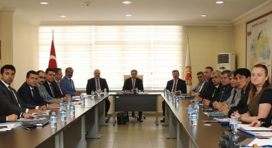 Vali Şıldak, KÖYDES Komisyonu Toplantısına Başkanlık Etti