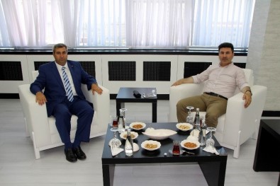 İŞKUR İl Müdürü Çamlı Rektörü Karacoşkun'u Ziyaret Etti