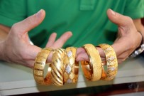 KUYUMCULAR ODASI - Seçimden Sonra Altın Ve Dövizde Düşüş