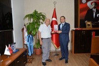ÖLÜMLÜ - Yıldız'dan, Hiç Kazaya Karışmayan 60 Yıllık Şoföre Plaket