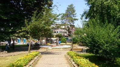 Avni Akyol'da Meydan Düzenleme Yapıldı