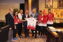 ALINUR AKTAŞ - Milli Sporculardan Başkan Aktaş'a Ziyaret