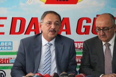 Özhaseki Açıklaması '15 Temmuz Ruhu Sandığa Yansıdı'