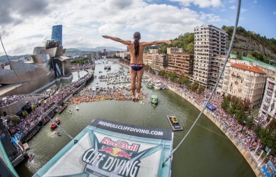 Red Bull Cliff Diving Heyecanı İspanya'ya Taşınıyor