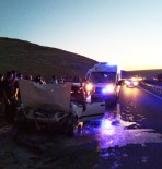 Şanlıurfa'da Otomobil İle Kamyon Çarpıştı Açıklaması 6 Yaralı