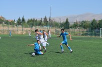 TÜRK TELEKOMSPOR - U-17 Futbol Turnuvasında Ödüller Sahiplerini Buldu
