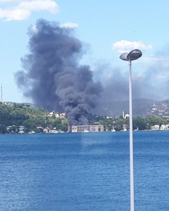 İstanbul'da büyük yangın