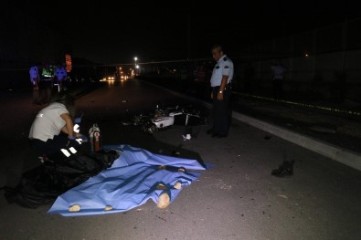 Adana'da Ciple İle Motosiklet Çarpıştı Açıklaması 1 Ölü, 2 Ağır Yaralı