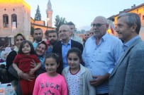 ANAYASA REFORMU - Bakan Mehmet Şimşek, Vatandaşlarla Beraber İftar Yapıp, Seçim Bürosu Açılışına Katıldı