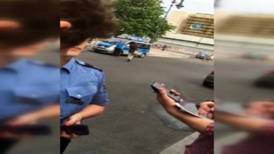 Berlin Katedrali'nde Polis Bir Kişiye Ateş Etti