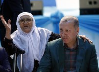 KANAAT ÖNDERLERİ - Cumhurbaşkanı Erdoğan Diyarbakır'da Kanaat Önderleriyle Buluştu
