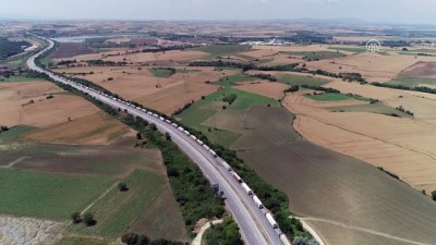 Kapıkule'de 21 Kilometrelik Tır Kuyruğu