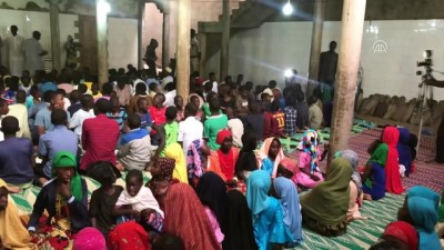 Şefkat Yolu Derneğinden Senegal'deki Yetim Hafızlara İftar