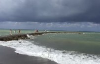 Antalya'da Aynı Anda Oluşan 4 Hortum Korkuttu