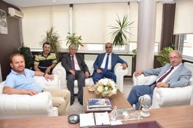 Başkan Albayrak Çorlu'daki Oda Ve STK Başkanlarıyla Bir Araya Geldi