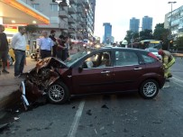 BALMUMCU - Beşiktaş'ta Zincirleme Trafik Kazası Açıklaması 4 Yaralı
