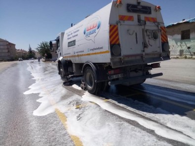 Ereğli'de Caddeler Sabunlu Su İle Yıkanıyor