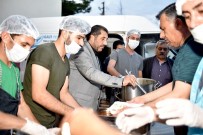 İFTAR ÇADIRI - Birlik Ve Beraberlik Sofrasında Yüzlerce Kişi Buluştu