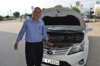 YAVRU KEDİ - Otomobilin Motorundaki Yavru Kediler Kurtarıldı