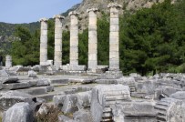 BÜYÜK İSKENDER - Priene Antik Kenti UNESCO Dünya Miras Geçici Listesi'nde