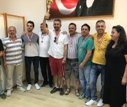 ŞENES ERZIK - Altay Fırtınası Plajda Esti