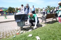 Başkan Çöp Topladı