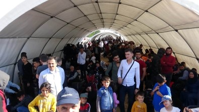 Bayram İçin Ülkesine Giden Suriyelilerin Sayısı 32 Bini Buldu