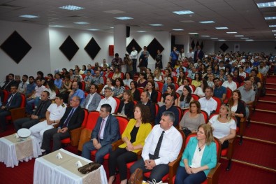 Sinop'ta Teknoloji Bağımlılığı Konferansı
