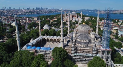 Sultanahmet Cami'nde Dev Restorasyon Havadan Görüntülendi