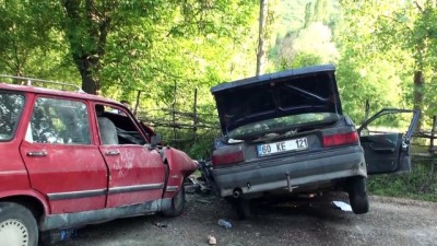 Tokat'ta Trafik Kazası Açıklaması 1 Ölü, 12 Yaralı