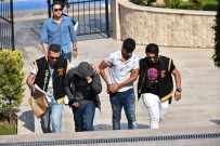 PARMAK İZİ - Yaşlı Çiftin Çantasını Çalan 2 Kişi Yakalandı