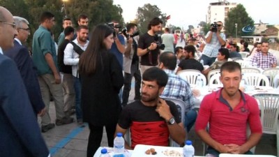 Bakan Sarıeroğlu Türk Kızılayının İftarına Katıldı