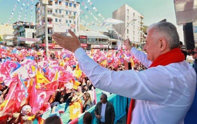Başbakan Yıldırım Açıklaması 'Kimse Türklere, Kürtlere Devlet Kurma Küstahlığında Bulunmasın'