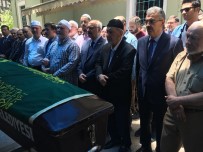 İZMIR TICARET ODASı - Cumhurbaşkanı Erdoğan'ın Yakın Arkadaşı Hamdi Boyacı Toprağa Verildi