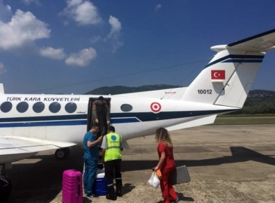 Donörden Alınan Organlar Askeri Uçakla İstanbul'a Gönderildi