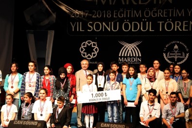 Mardin'de 2. Geleneksel Yılsonu Ödül Töreni Düzenlendi